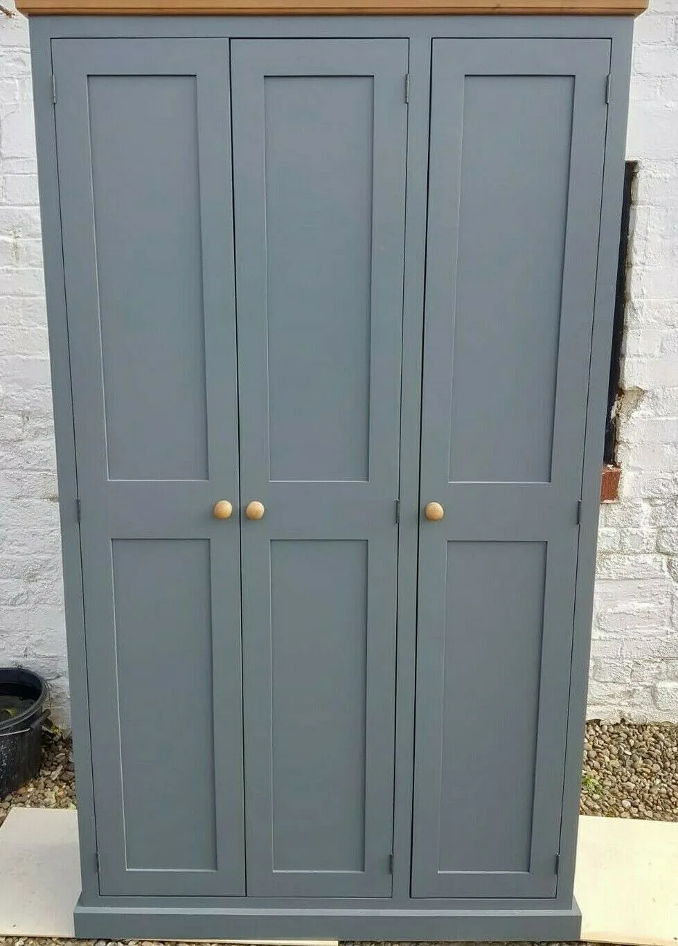 **3 Door Hall, Utility Room, Cloak Room Coat & Shoe Storage Cupboard (35 cm deep) OPTION 4