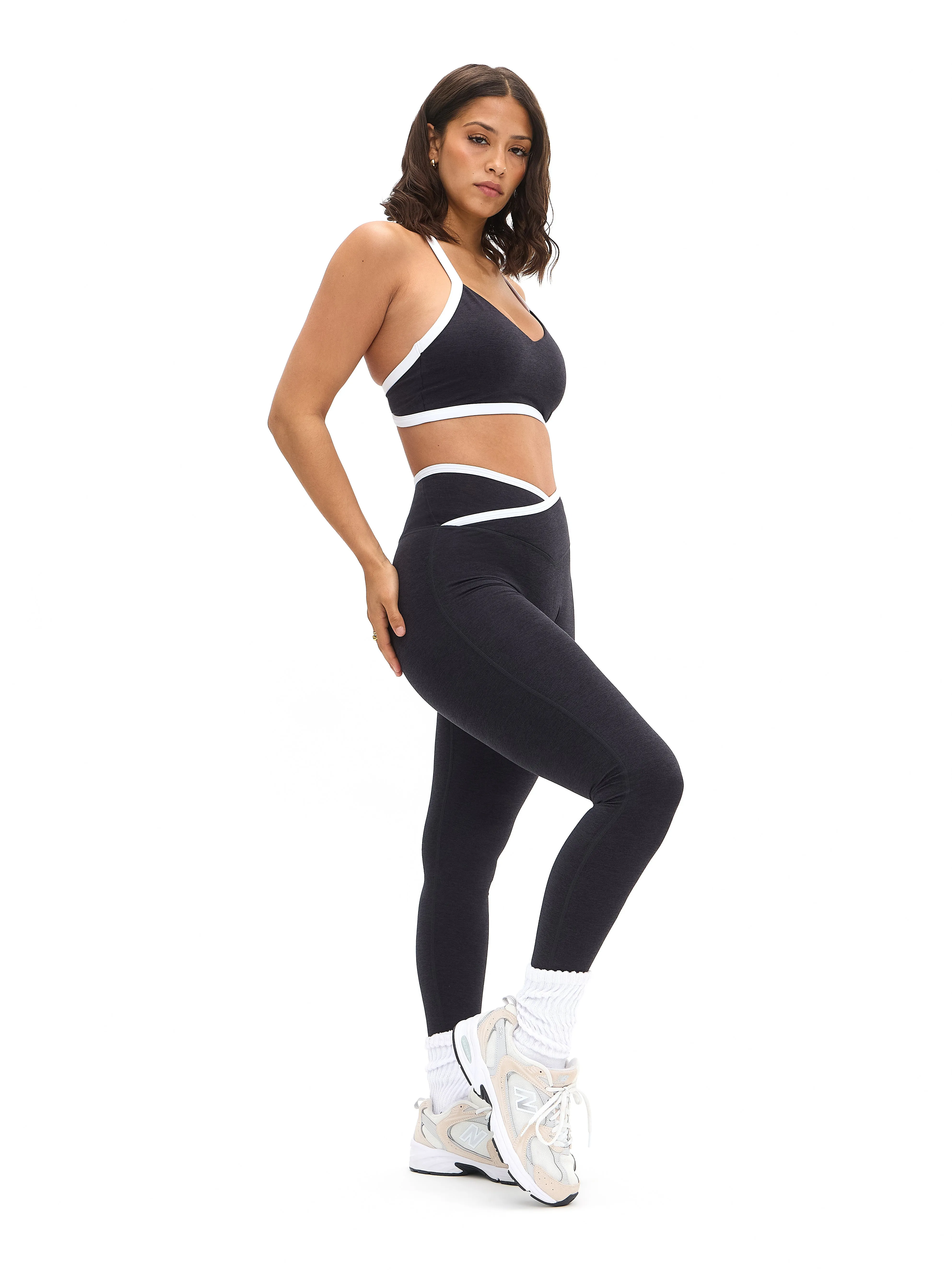 Dream Heather Contrast Sports Bra - Onyx Black and White