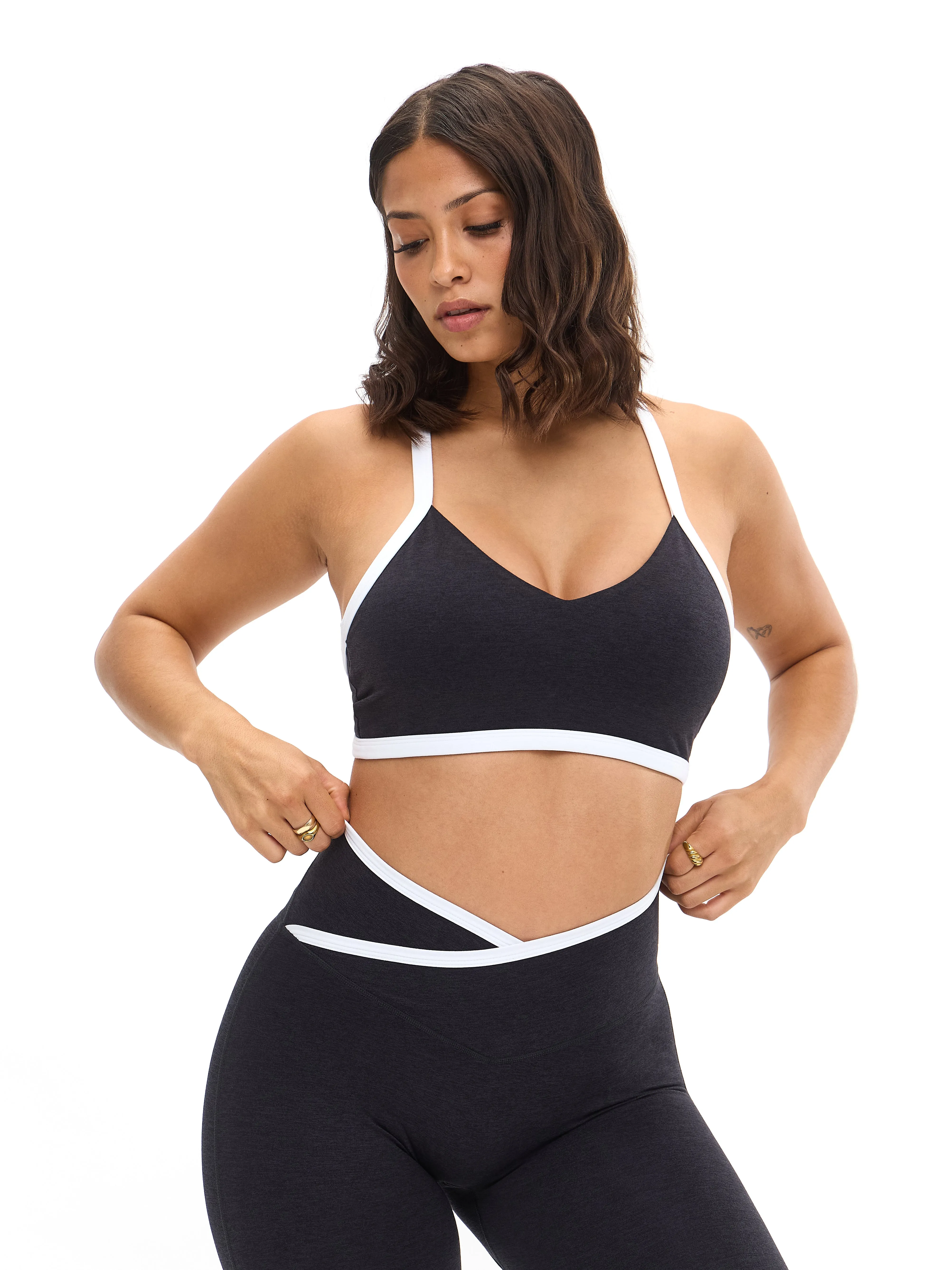 Dream Heather Contrast Sports Bra - Onyx Black and White