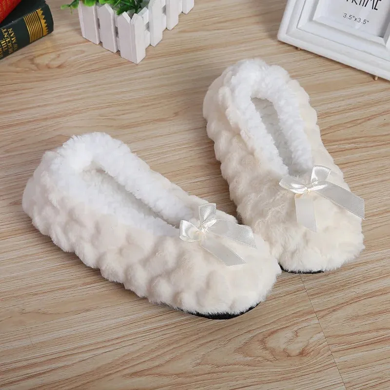 Fluffy Non-slip Winter Indoor Shoes with Chic Bow Accent