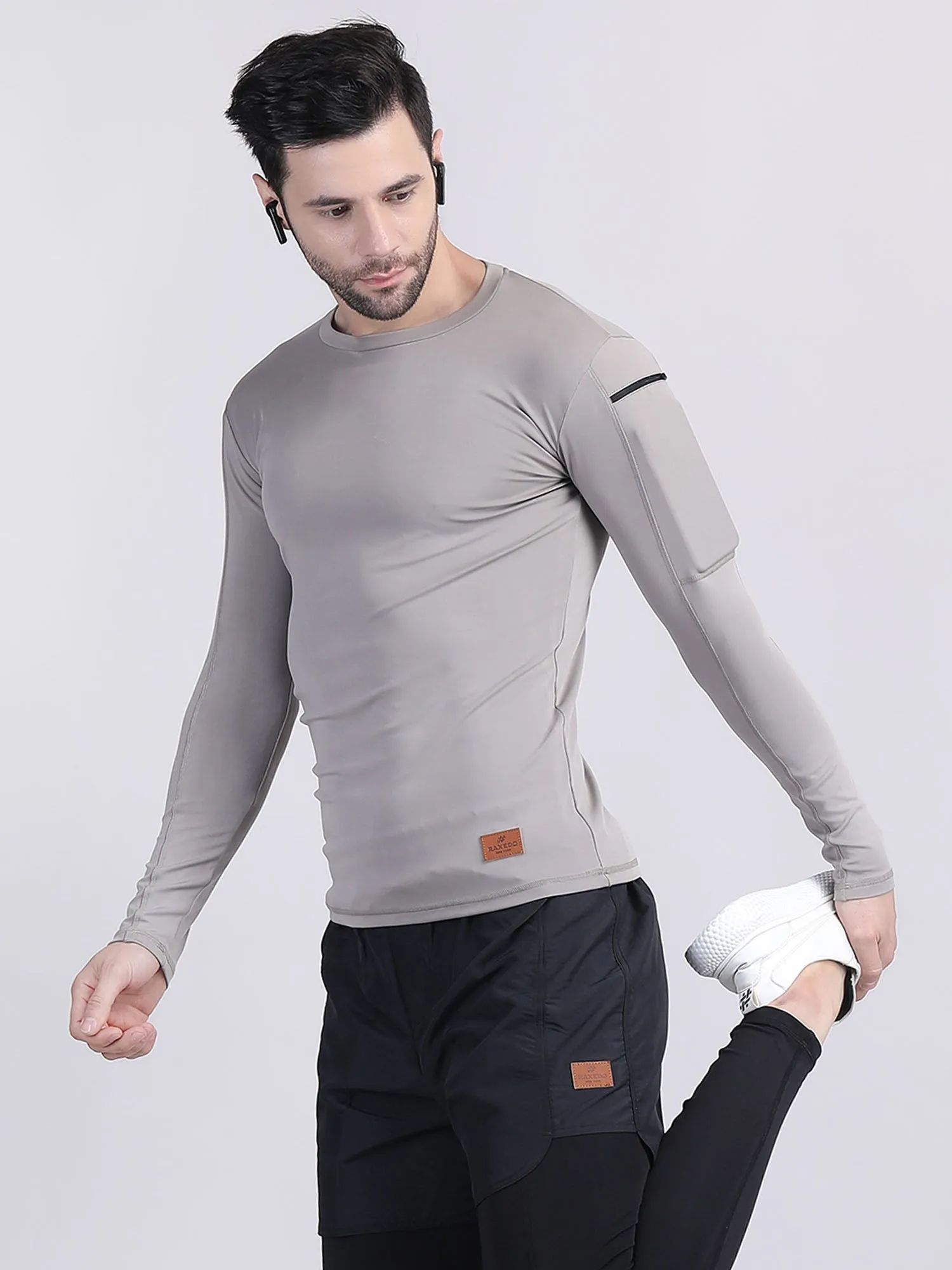 Long sleeve compression t shirt mens with phone holder