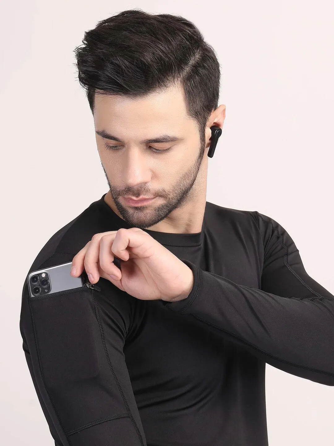 Long sleeve compression t shirt mens with phone holder