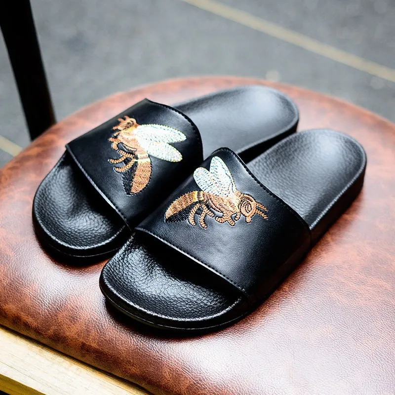 Men Summer Slippers Outdoor Slides Embrider Beach Sandals Flip Flop Slip On Fashion Slippers Flat Heel Casual Flat Slide Sandals