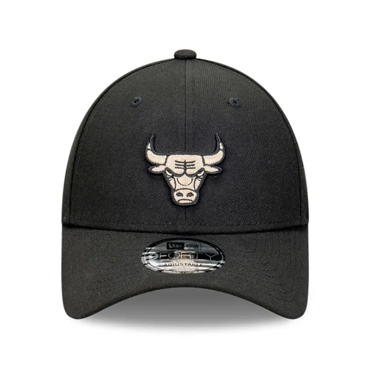 New Era Chicago Bulls 9FORTY - Black/Oatmilk