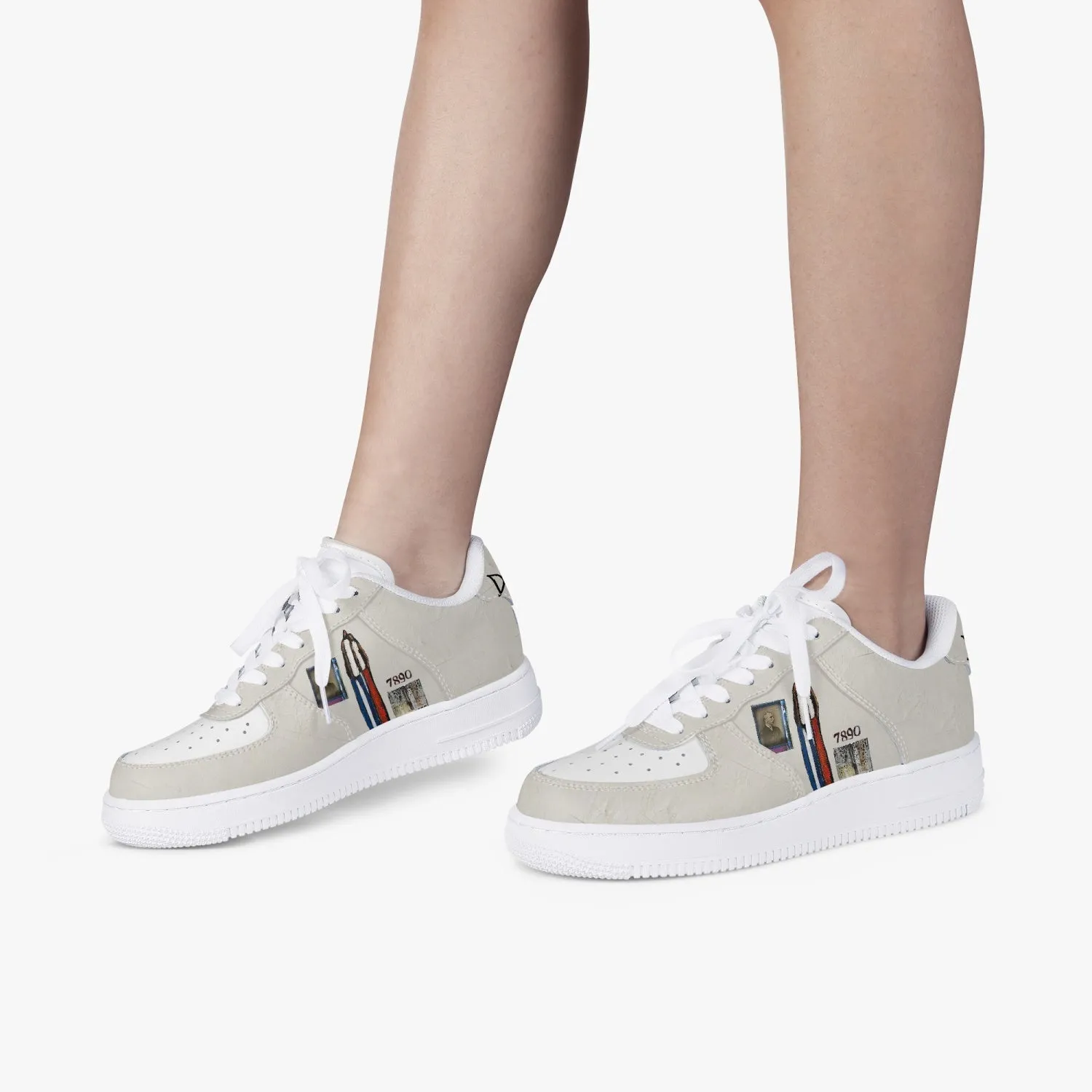 Open arms Low-Top Leather Sports Sneakers