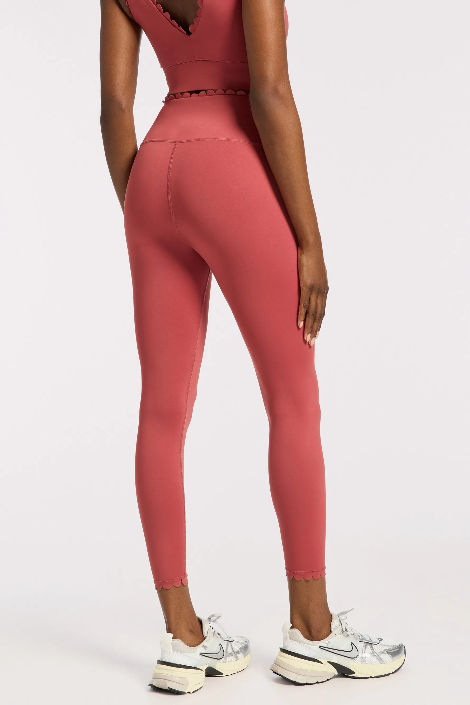 Scallop Legging - Mineral Red