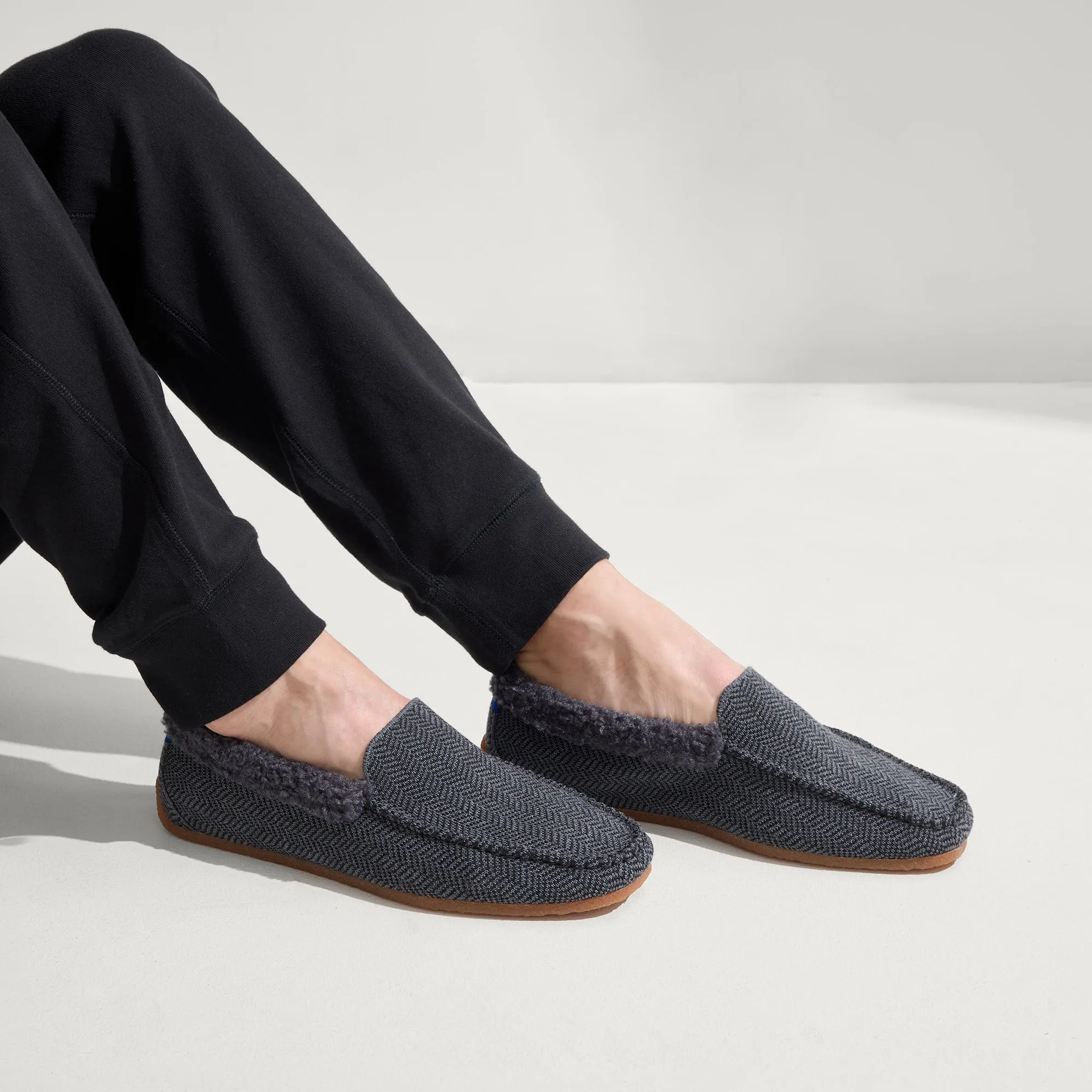 The Men's Slipper - Charcoal Herringbone